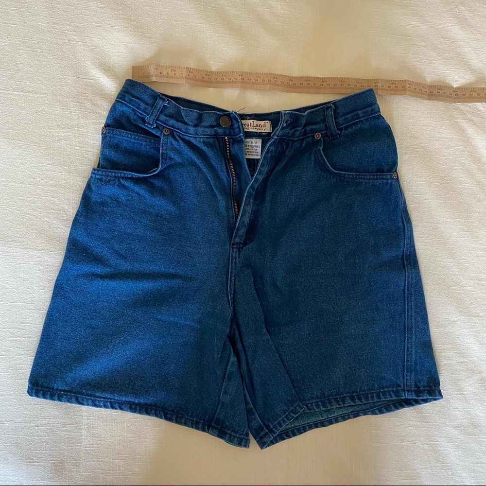 Great Land Trading Company Jean Shorts Size 11/12 GUC